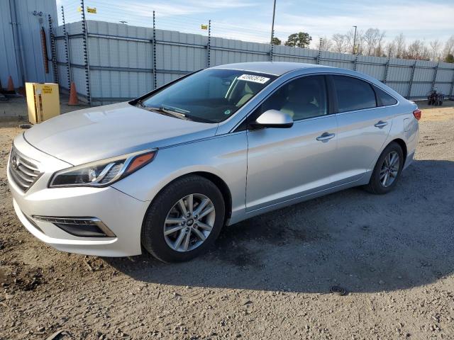 Obraz 1 z 2015 HYUNDAI SONATA SE 2015 z VIN 5NPE24AF1FH048385
