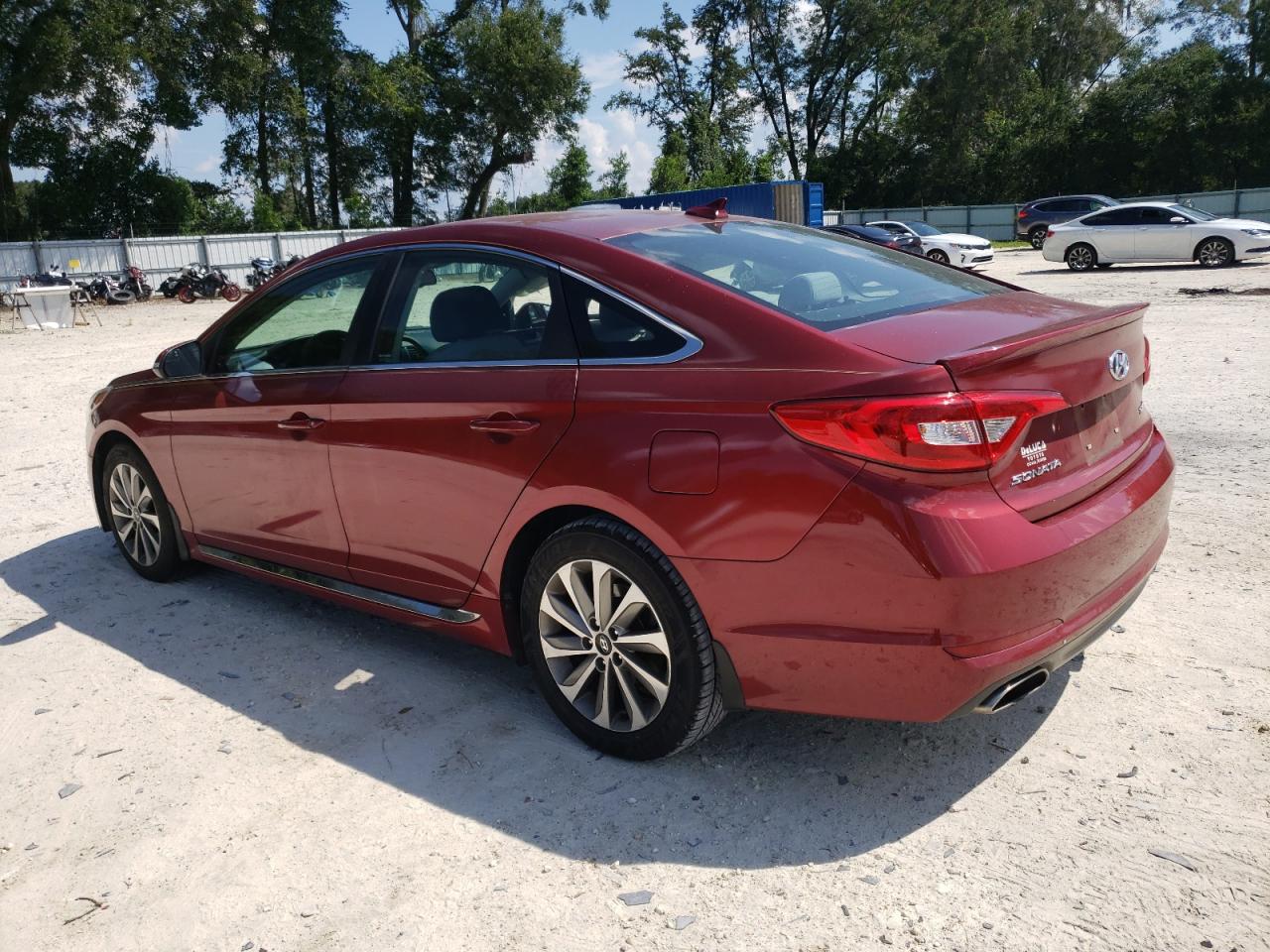 Obraz 2 z 2016 HYUNDAI SONATA SPORT 2016 z VIN 5NPE34AF5GH298100