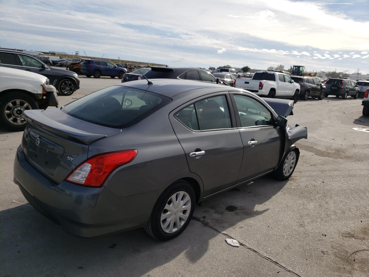 Image 3 of 2019 NISSAN VERSA S 2019 with VIN 3N1CN7AP9KL863584