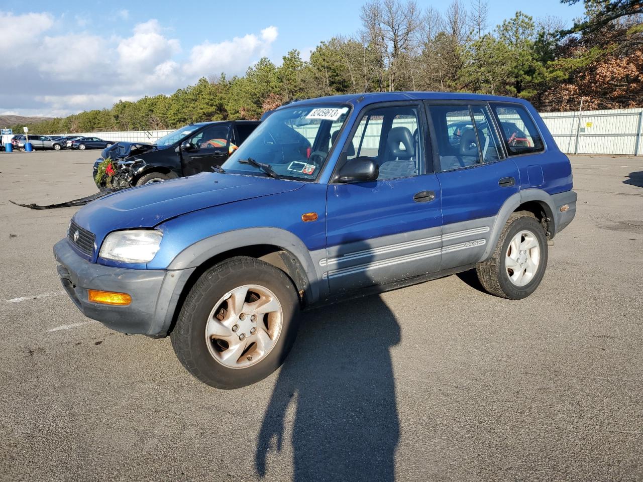 Image 1 of 1997 TOYOTA RAV4  1997 with VIN JT3HP10V9V0138552