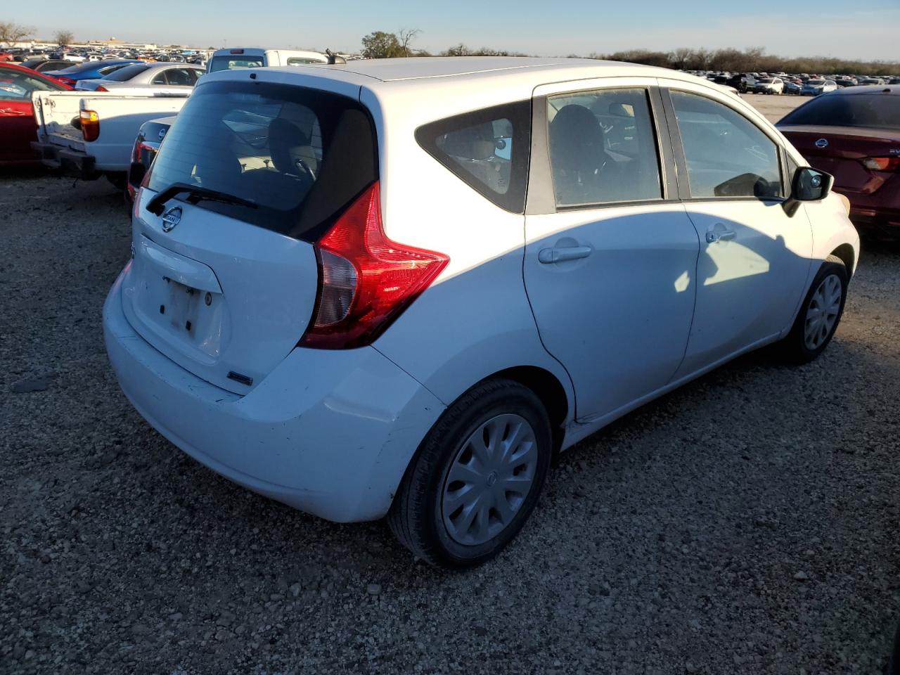Obraz 3 z 2015 NISSAN VERSA NOTE S 2015 z VIN 3N1CE2CP5FL427272
