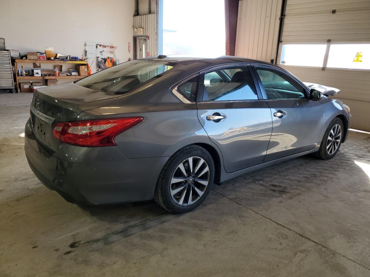 Image 3 of 2017 NISSAN ALTIMA 2.5 2017 with VIN 1N4AL3AP1HC234396