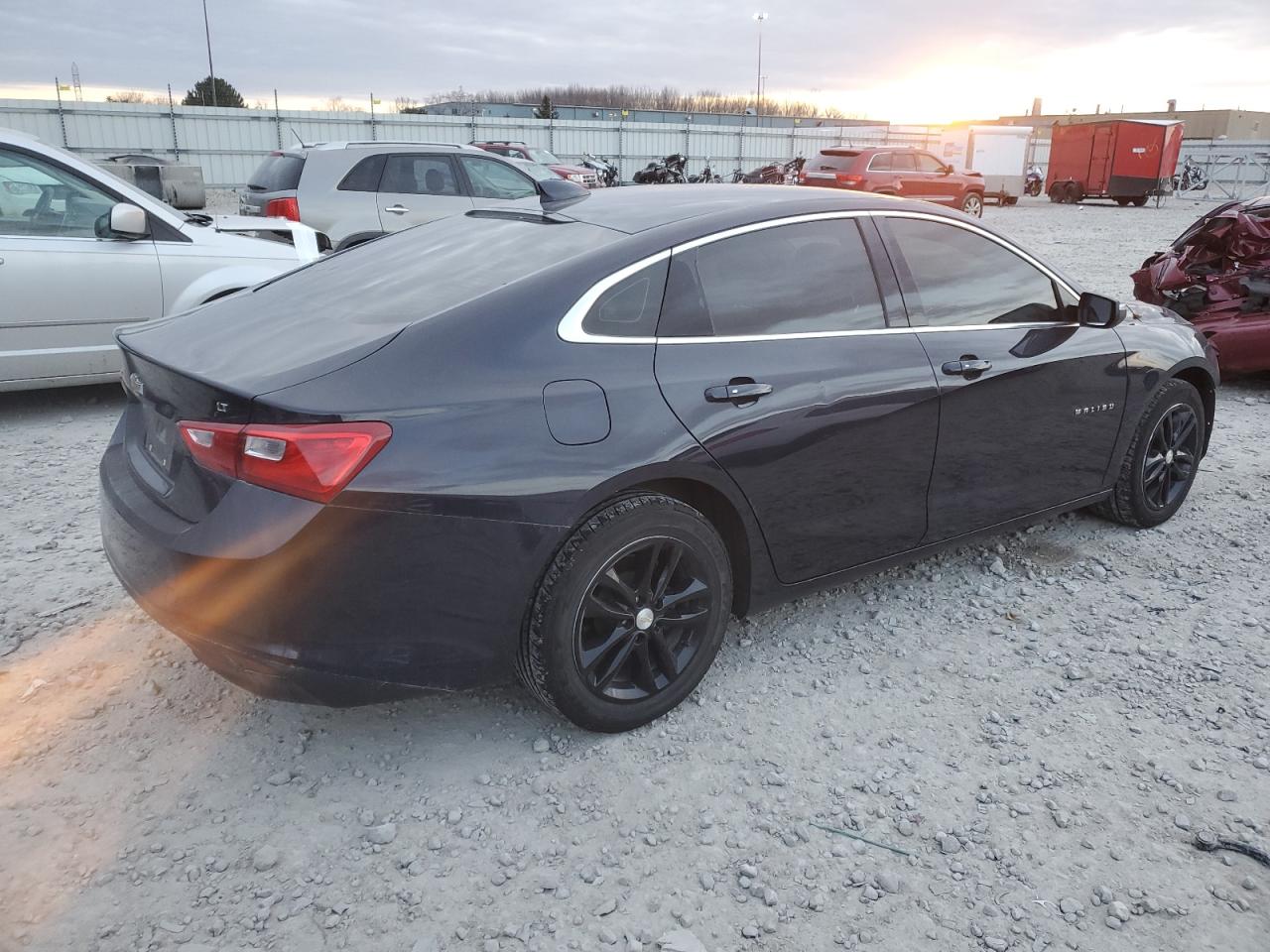 Obraz 3 z 2017 CHEVROLET MALIBU LT 2017 z VIN 1G1ZE5ST2HF258275