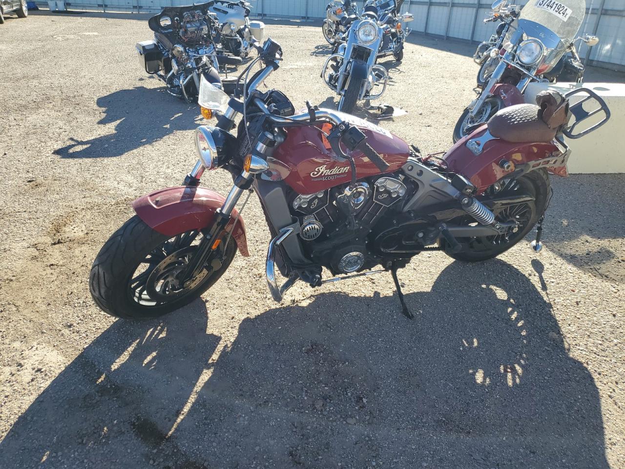 Изображение 2 2015 INDIAN MOTORCYCLE CO. SCOUT ABS 2015 с VIN 56KMSA000F3101378
