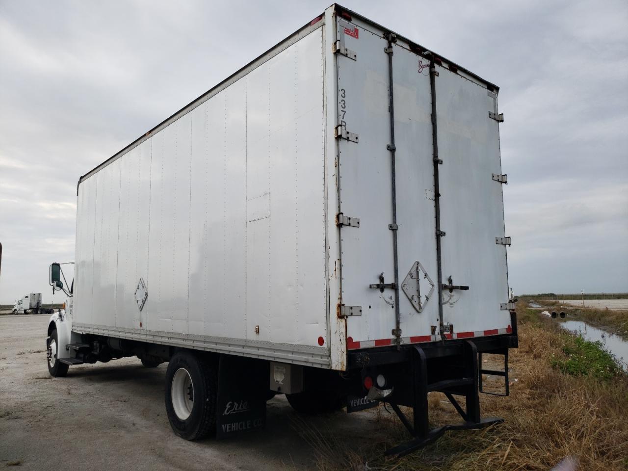 Image 2 of 2007 STERLING TRUCK ACTERRA  2007 with VIN 2FZACGCSX7AW72361