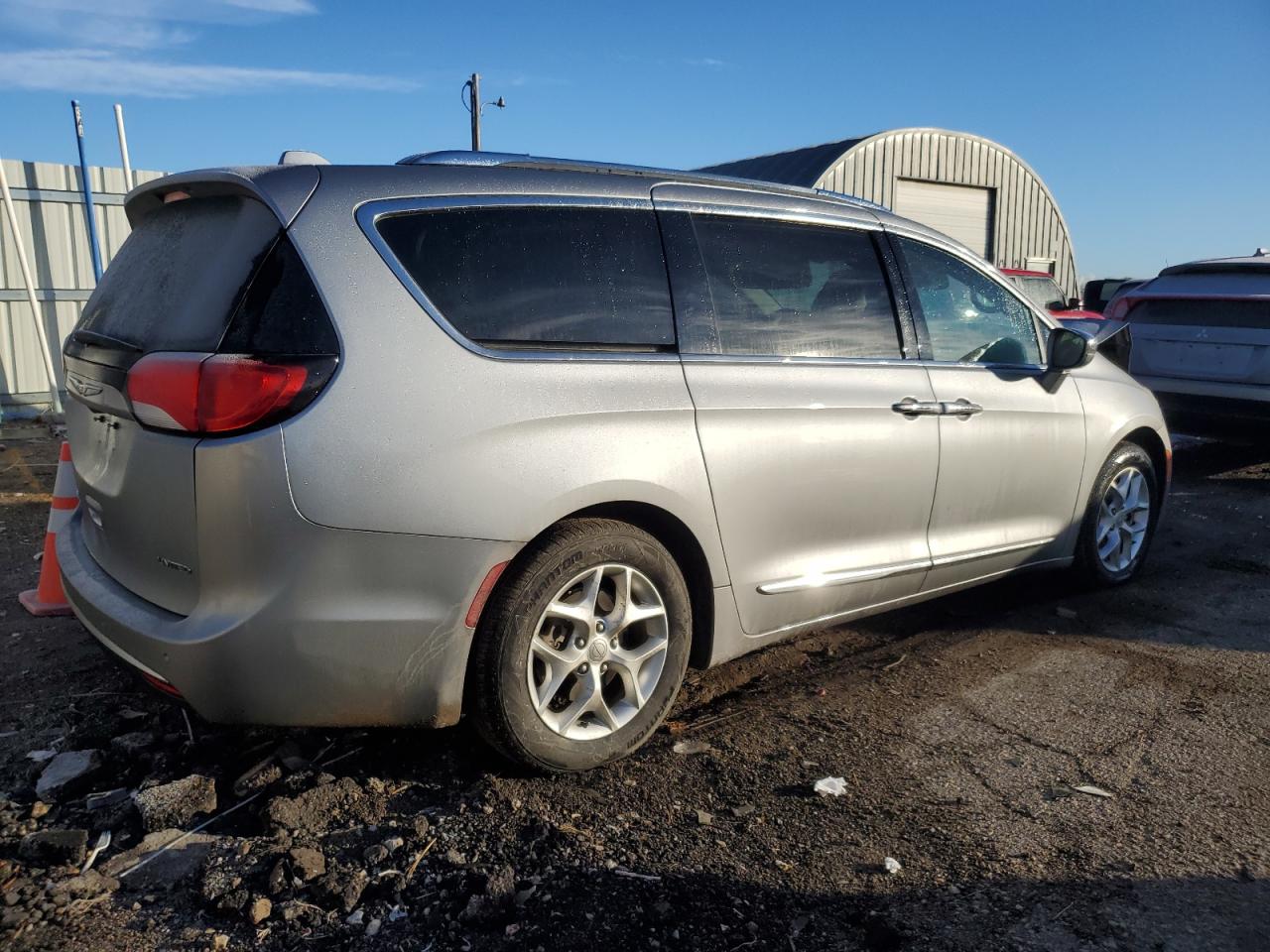 Obraz 3 z 2020 CHRYSLER PACIFICA LIMITED 2020 z VIN 2C4RC1GG6LR276734