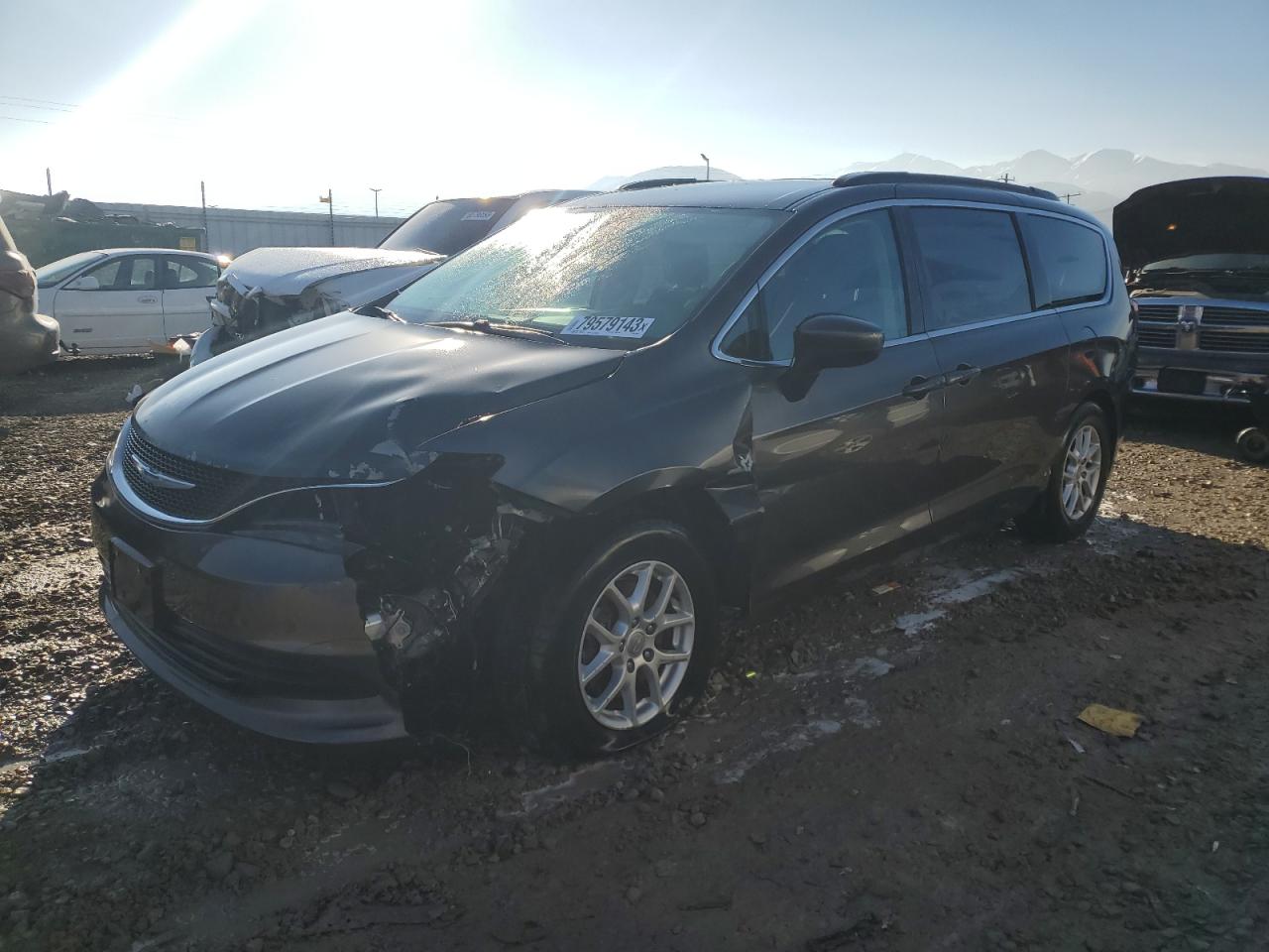 Image 1 of 2017 CHRYSLER PACIFICA TOURING 2017 with VIN 2C4RC1DG4HR658935