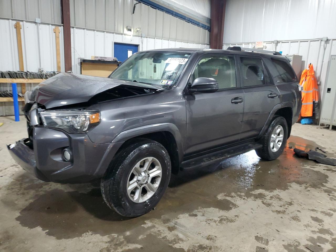 Obraz 1 z 2019 TOYOTA 4RUNNER SR5 2019 z VIN JTEBU5JR9K5708725