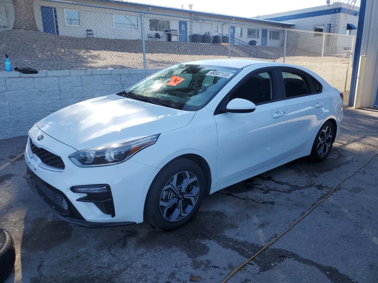 Obraz 1 z 2019 KIA FORTE FE 2019 z VIN 3KPF24AD8KE110933