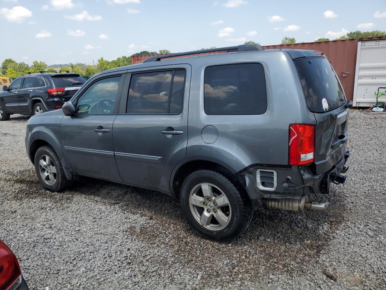 Image 2 of 2011 HONDA PILOT EXL 2011 with VIN 5FNYF3H53BB029791