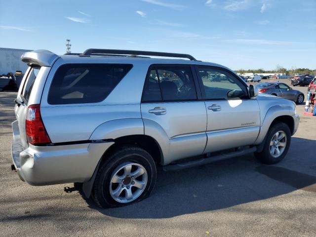 Image 3 of 2006 TOYOTA 4RUNNER SR5 2006 with VIN JTEBU14R960080267