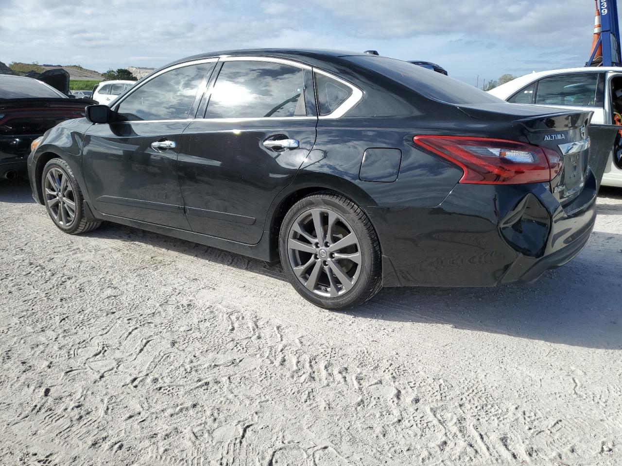Image 2 of 2018 NISSAN ALTIMA 2.5 2018 with VIN 1N4AL3AP3JC226581