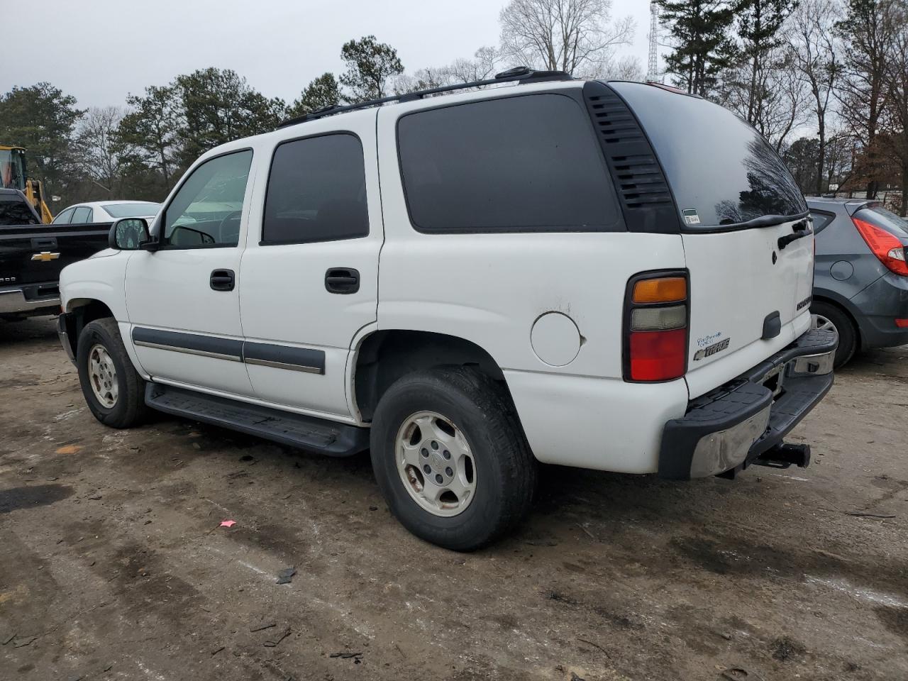 Изображение 2 2004 CHEVROLET TAHOE C1500 2004 с VIN 1GNEC13V24J119489