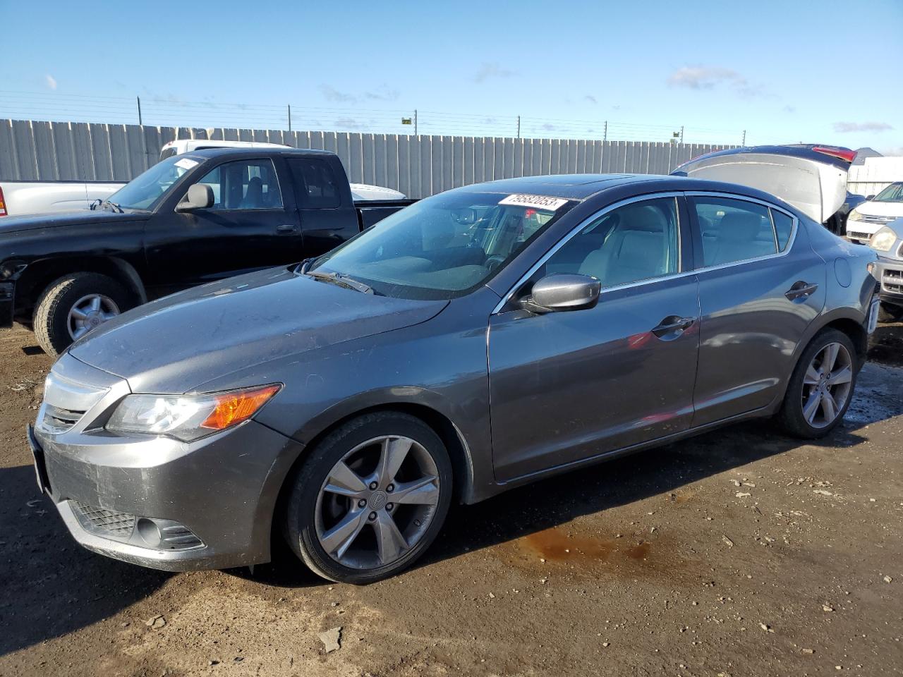 Изображение 1 2013 ACURA ILX 20 TECH 2013 с VIN 19VDE1F78DE015820