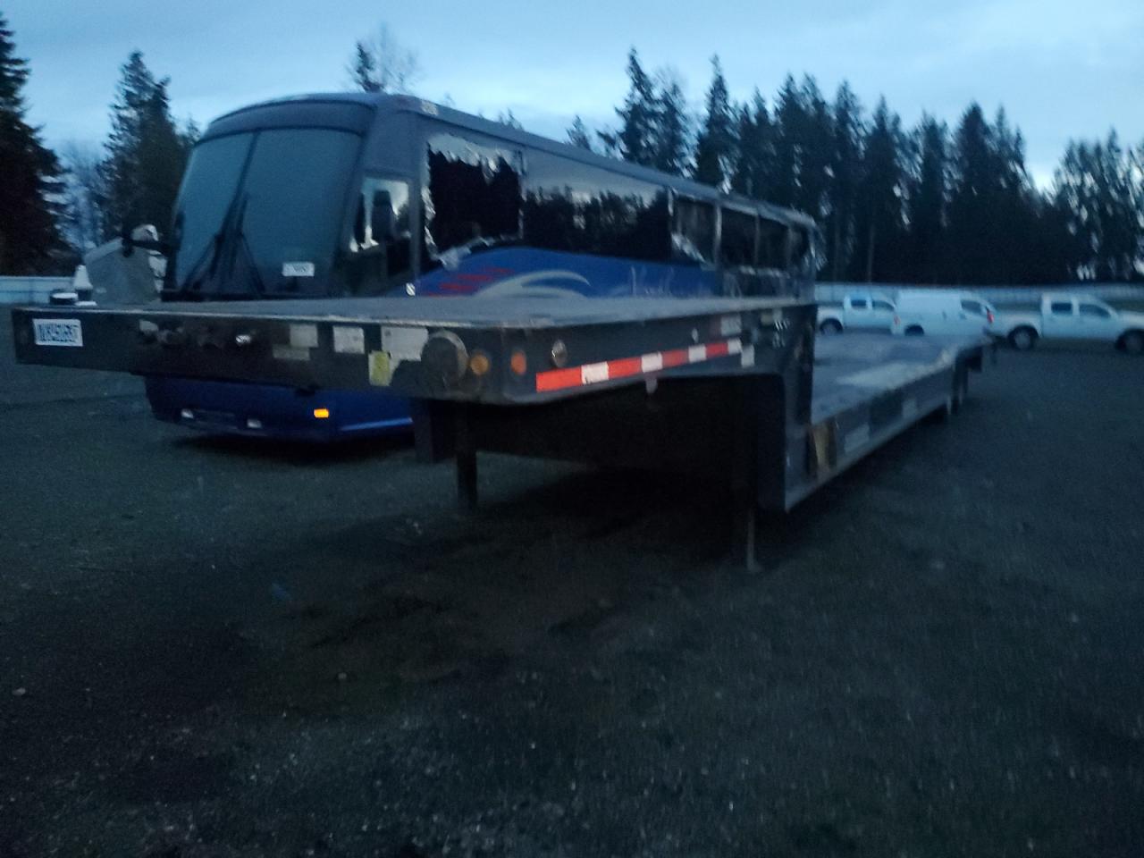 Image 2 of 2014 TRLK TRAILER 2014 with VIN 1TKA04829EM093031