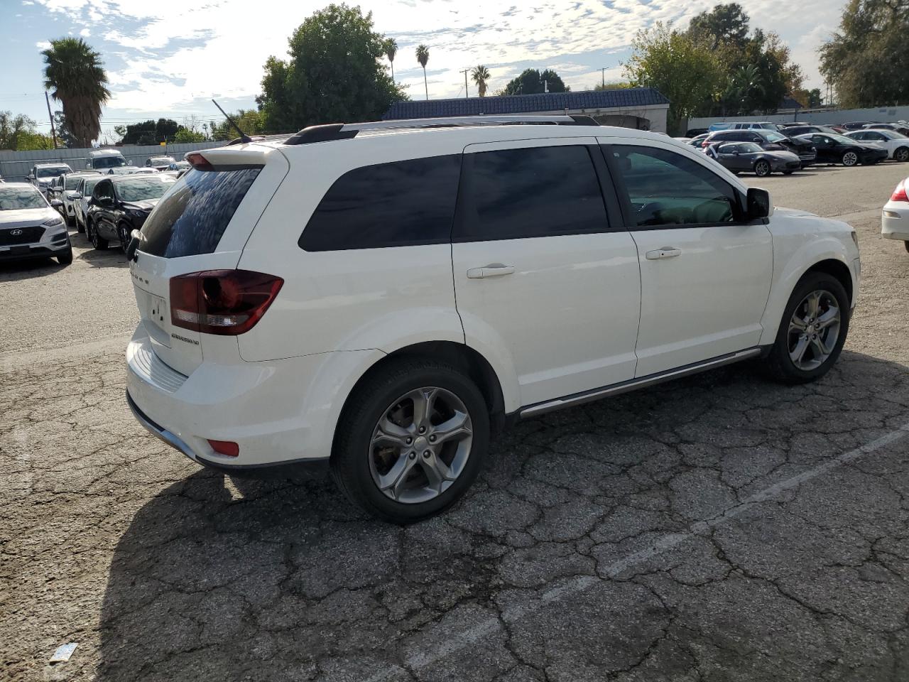 Obraz 3 z 2016 DODGE JOURNEY CROSSROAD 2016 z VIN 3C4PDCGB8GT203176