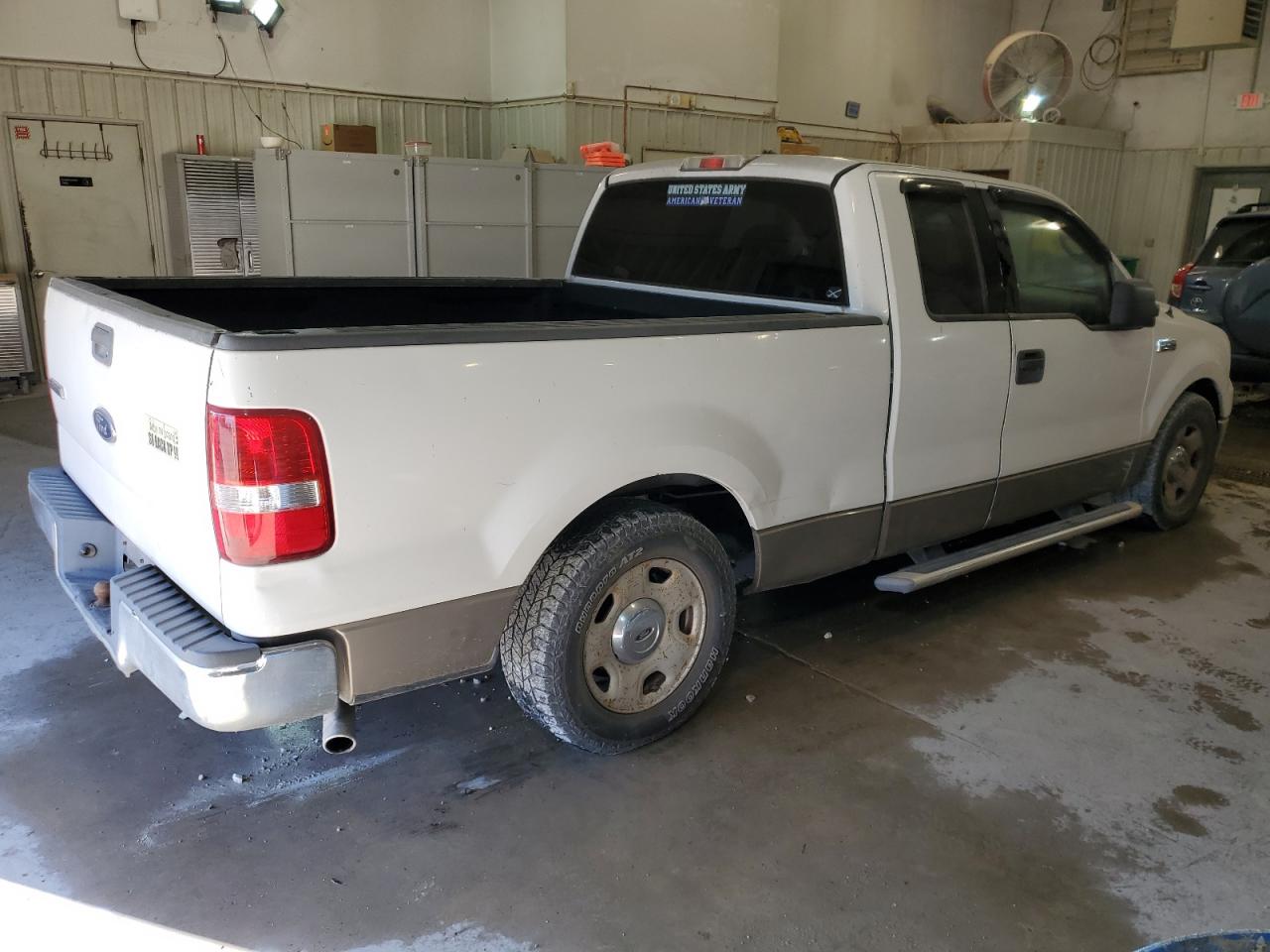 Изображение 3 2004 FORD F150  2004 с VIN 1FTRX12W24NC32876