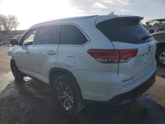 Obraz 2 z 2019 TOYOTA HIGHLANDER SE 2019 z VIN 5TDKZRFH3KS327895