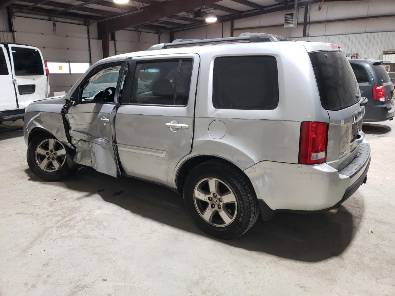 Obraz 2 z 2010 HONDA PILOT EXL 2010 z VIN 5FNYF4H58AB029418