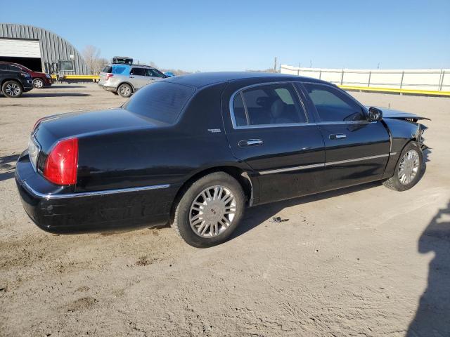 Obraz 3 z 2009 LINCOLN TOWN CAR SIGNATURE LIMITED 2009 z VIN 2LNHM82V29X617330