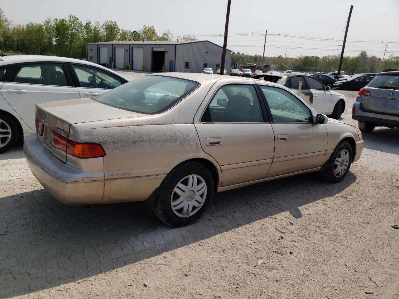 Obraz 3 z 2010 TOYOTA CAMRY CE 2010 z VIN JT2BG22KXY0439807