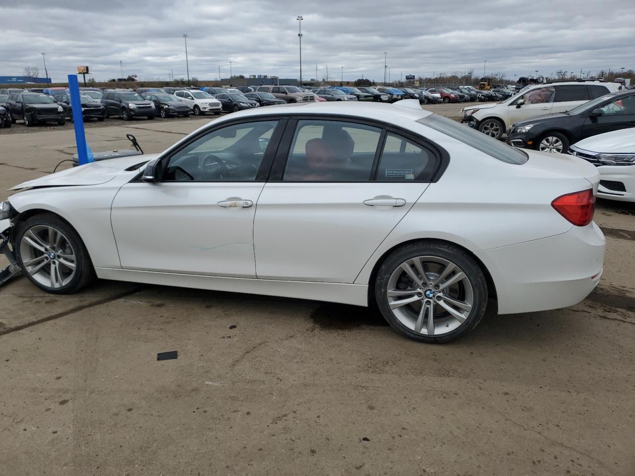 Image 2 of 2014 BMW 335 XI 2014 with VIN WBA3B9C50EP459186