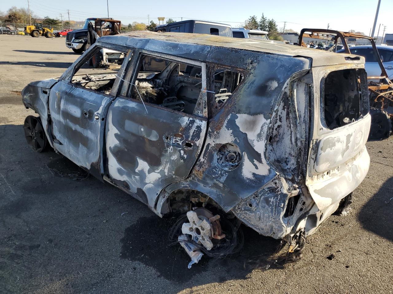 Изображение 2 2017 KIA SOUL  2017 с VIN KNDJN2A22H7457753