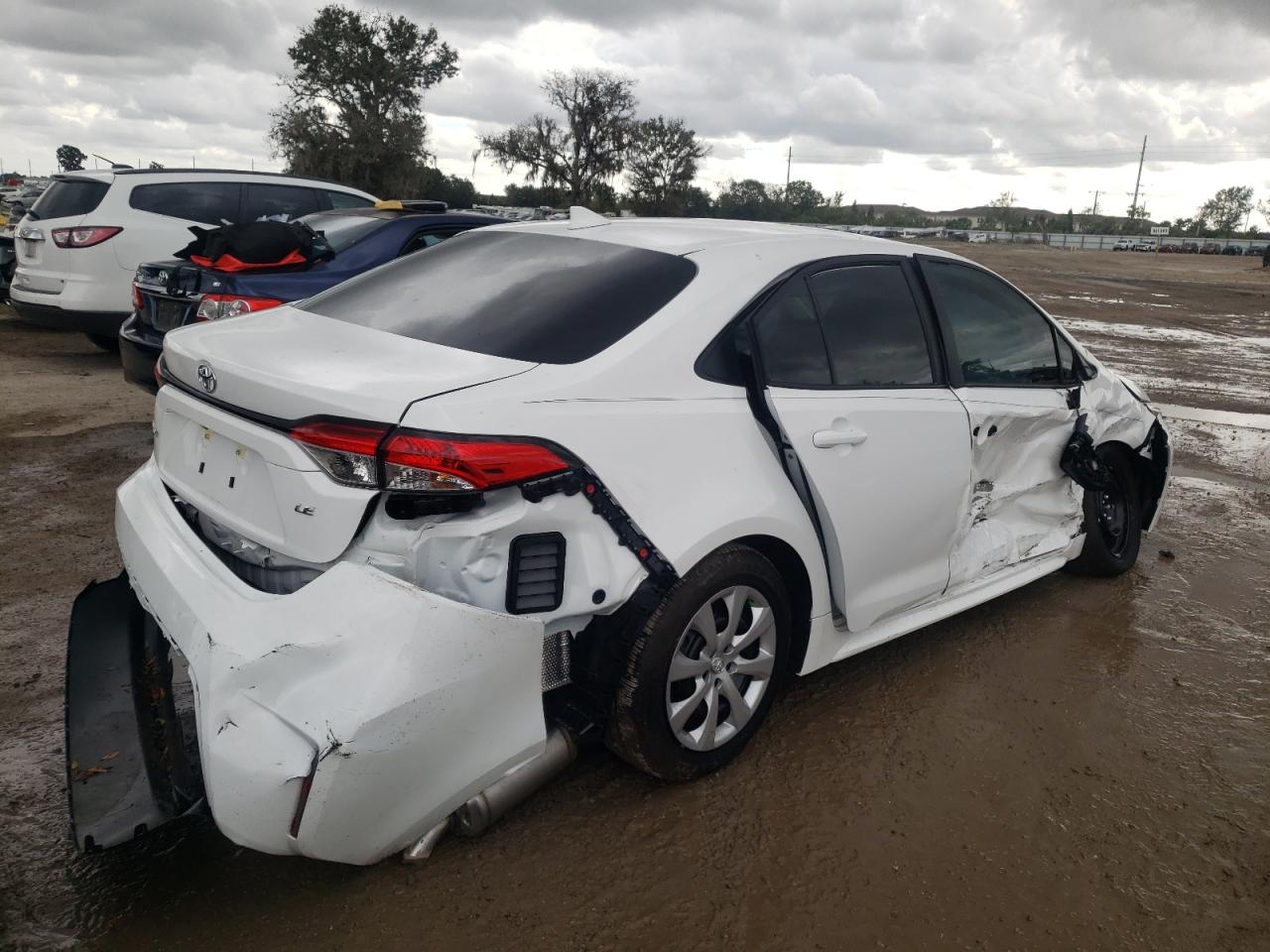 Image 3 of 2024 TOYOTA COROLLA LE 2024 with VIN 5YFB4MDE4RP092372
