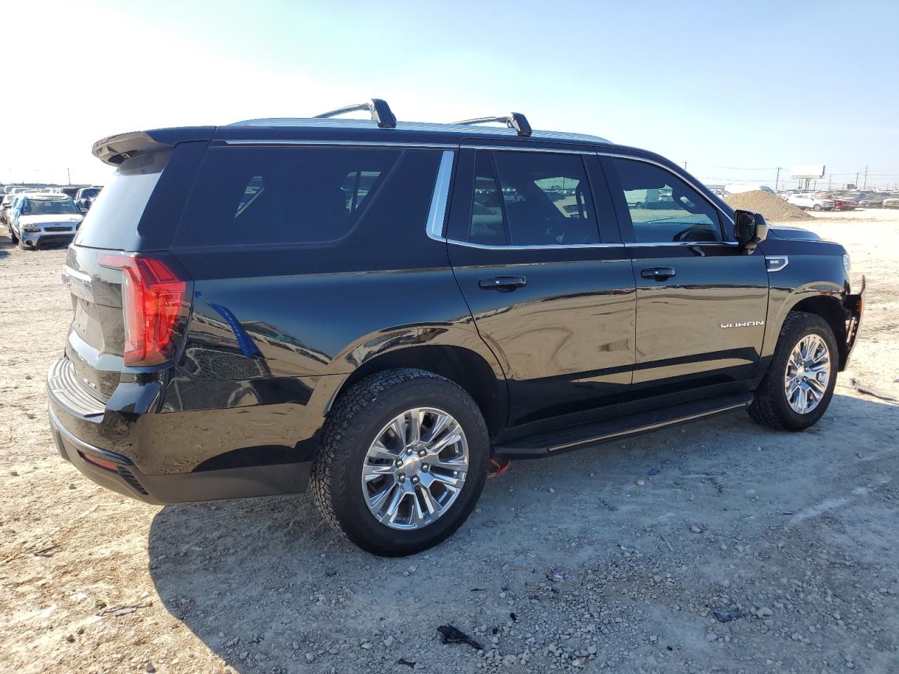 Obraz 3 z 2021 GMC YUKON SLE 2021 z VIN 1GKS1AKD2MR422403