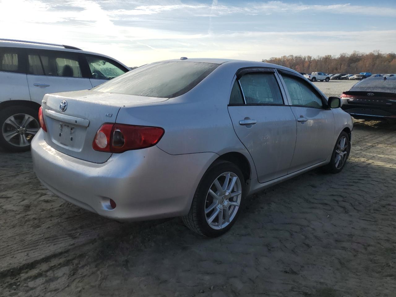 Изображение 3 2010 TOYOTA COROLLA BASE 2010 с VIN 2T1BU4EEXAC438881