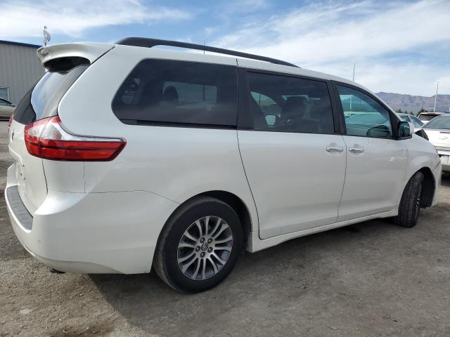 Image 3 of 2018 TOYOTA SIENNA XLE 2018 with VIN 5TDYZ3DC1JS946654
