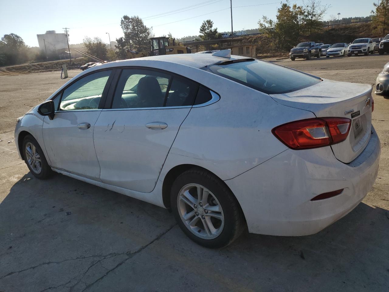 Изображение 2 2018 CHEVROLET CRUZE LT 2018 с VIN 1G1BE5SM6J7147934