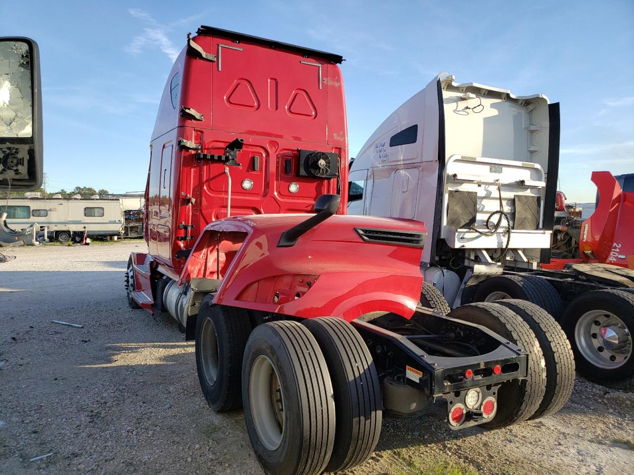 Image 3 of 2019 FREIGHTLINER CASCADIA 126  2019 with VIN 3AKJHHDR1KSKF4055