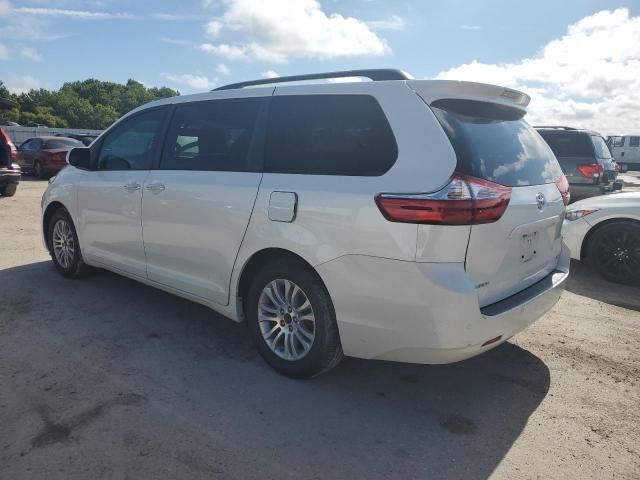 Изображение 2 2015 TOYOTA SIENNA XLE 2015 с VIN 5TDYK3DC8FS690315