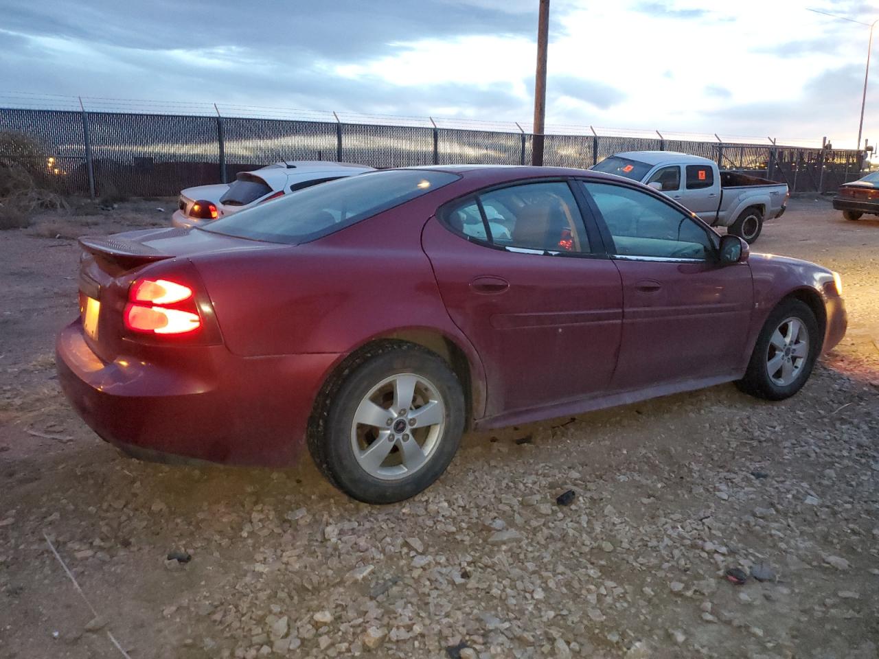 Изображение 3 2006 PONTIAC GRAND PRIX  2006 с VIN 2G2WP552X61101092