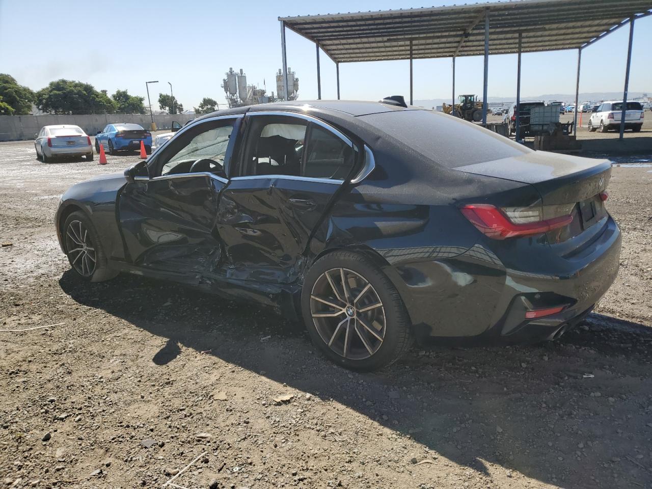 Изображение 2 2020 BMW 330I  2020 с VIN 3MW5R1J08L8B19292