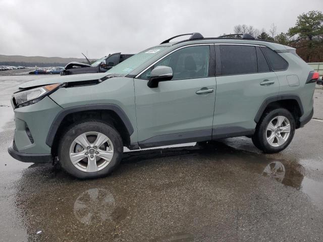 Изображение 1 2020 TOYOTA RAV4 XLE 2020 с VIN 2T3W1RFV2LC051936