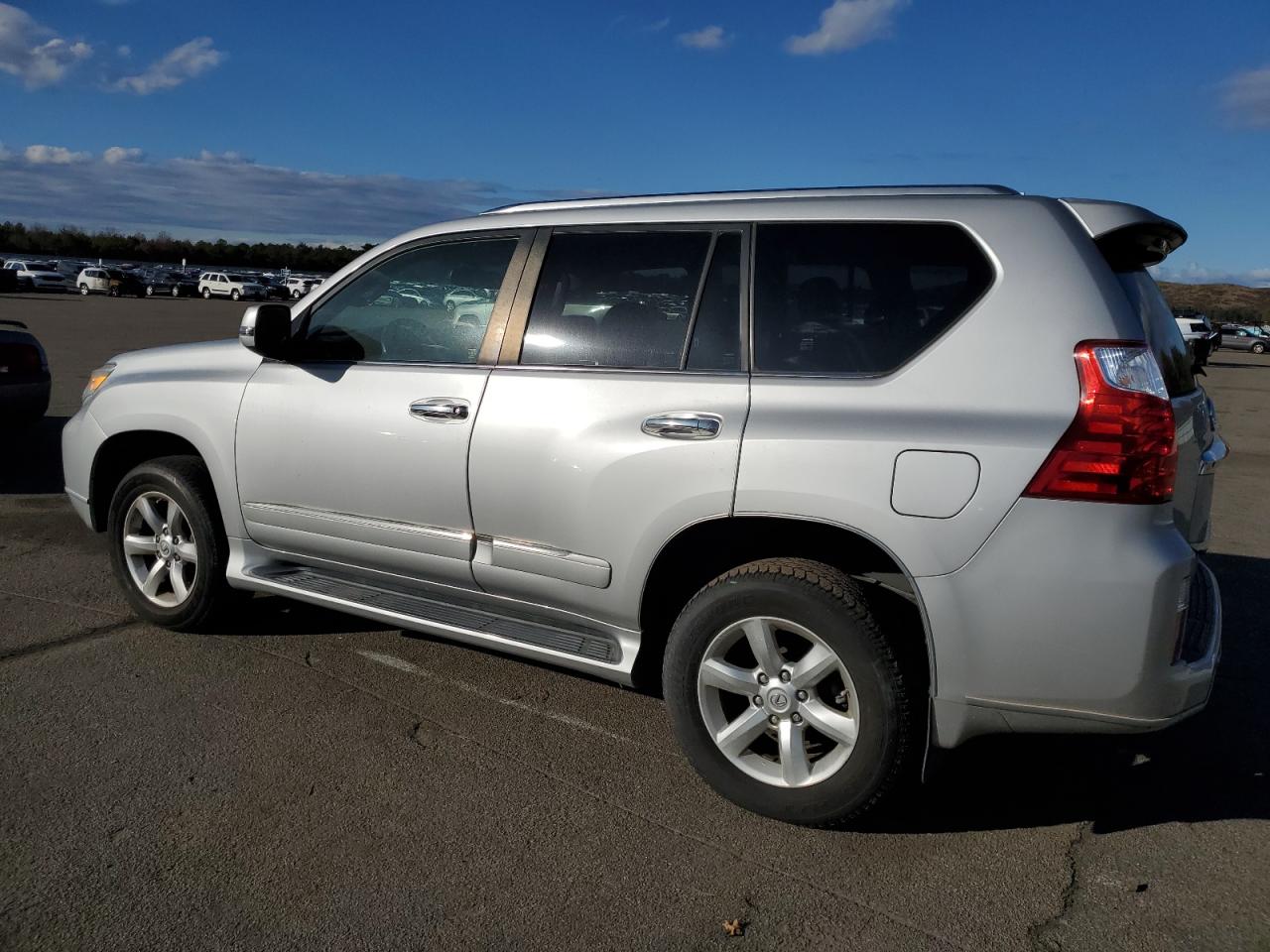 Image 2 of 2013 LEXUS GX 460 2013 with VIN JTJBM7FX1D5063320