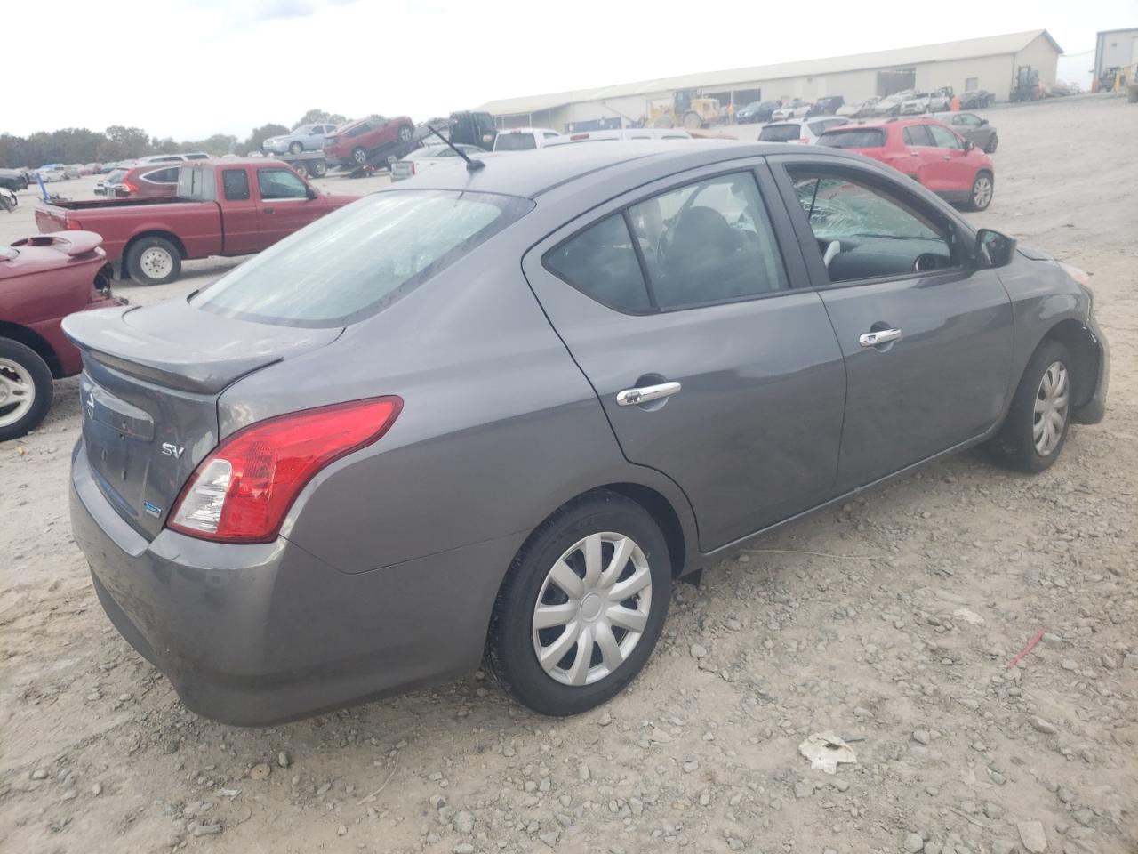 Obraz 3 z 2016 NISSAN VERSA S 2016 z VIN 3N1CN7AP9GL858537