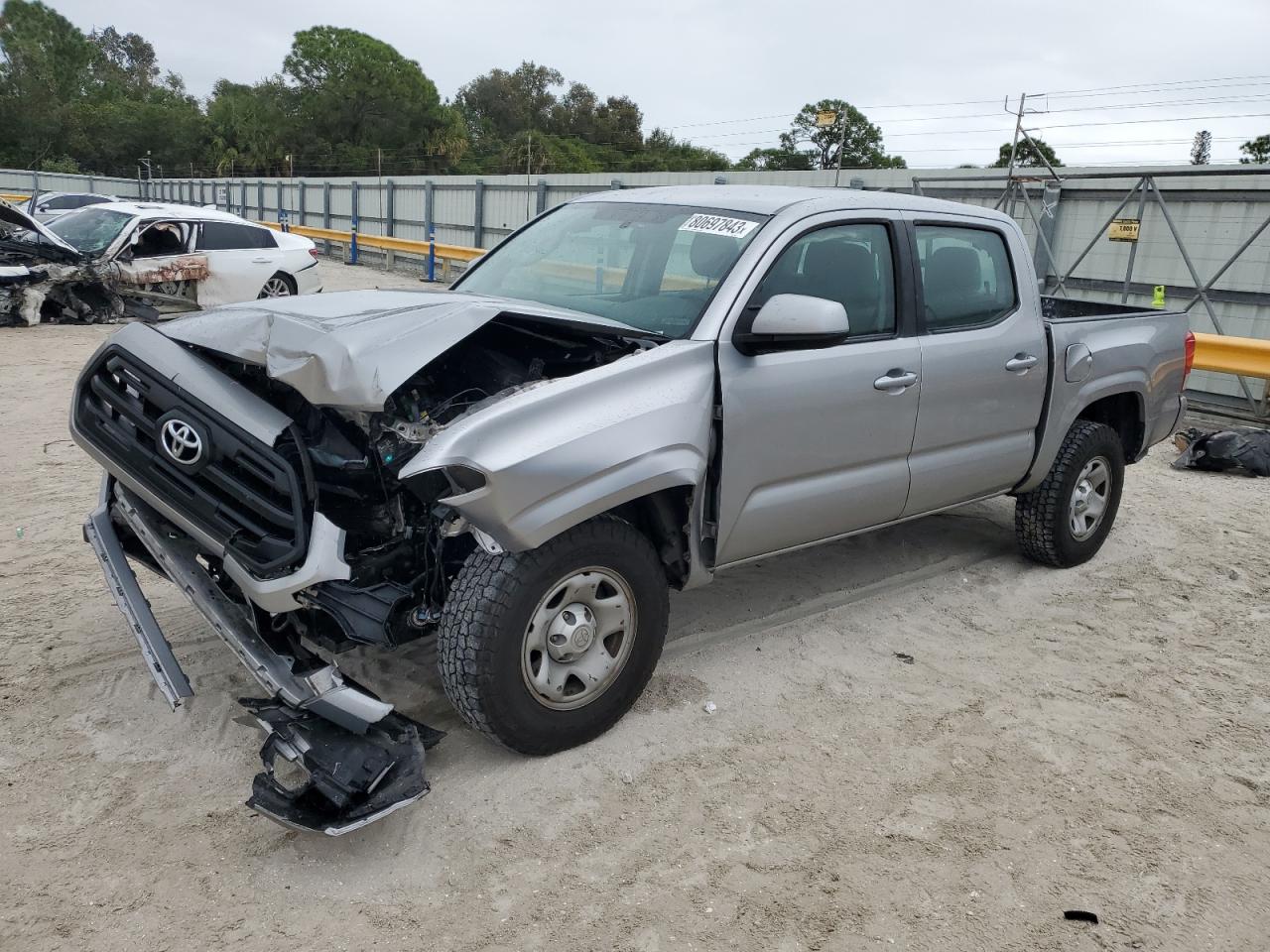 Изображение 1 2017 TOYOTA TACOMA DOUBLE CAB 2017 с VIN 5TFAX5GN0HX092535