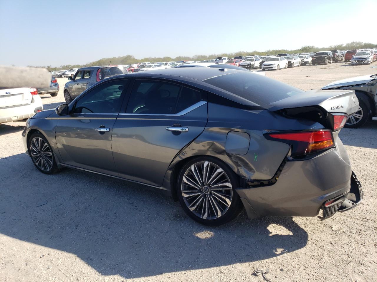 Obraz 2 z 2023 NISSAN ALTIMA SL 2023 z VIN 1N4BL4EV1PN336187