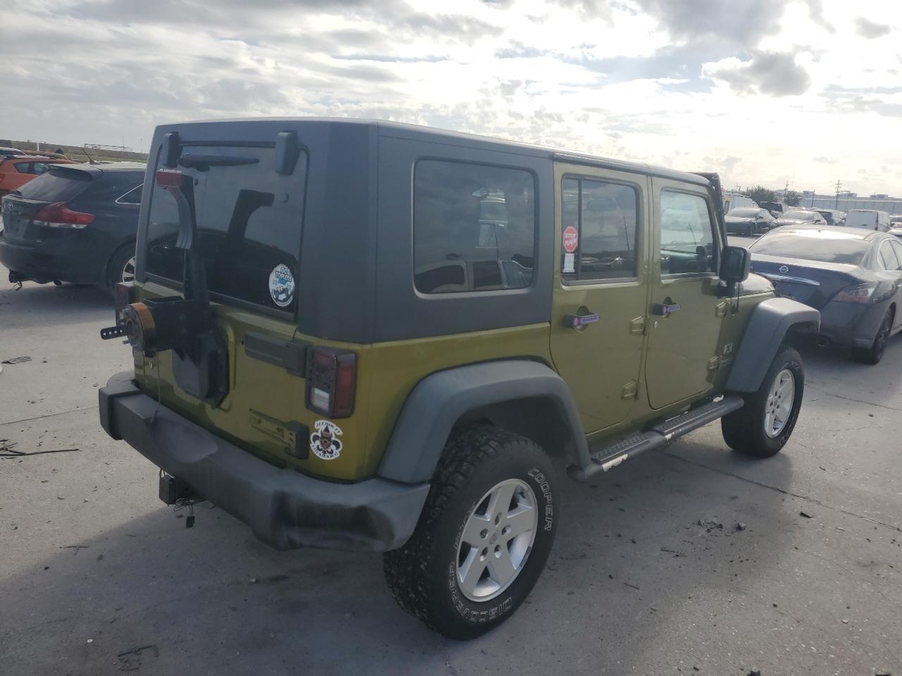 Image 3 of 2007 JEEP WRANGLER X 2007 with VIN 1J4GA39147L105345