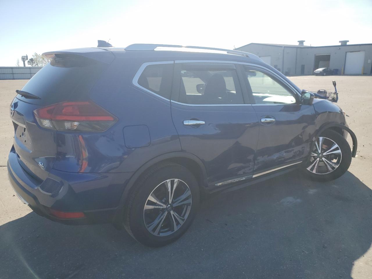 Obraz 3 z 2017 NISSAN ROGUE S 2017 z VIN JN8AT2MTXHW145362