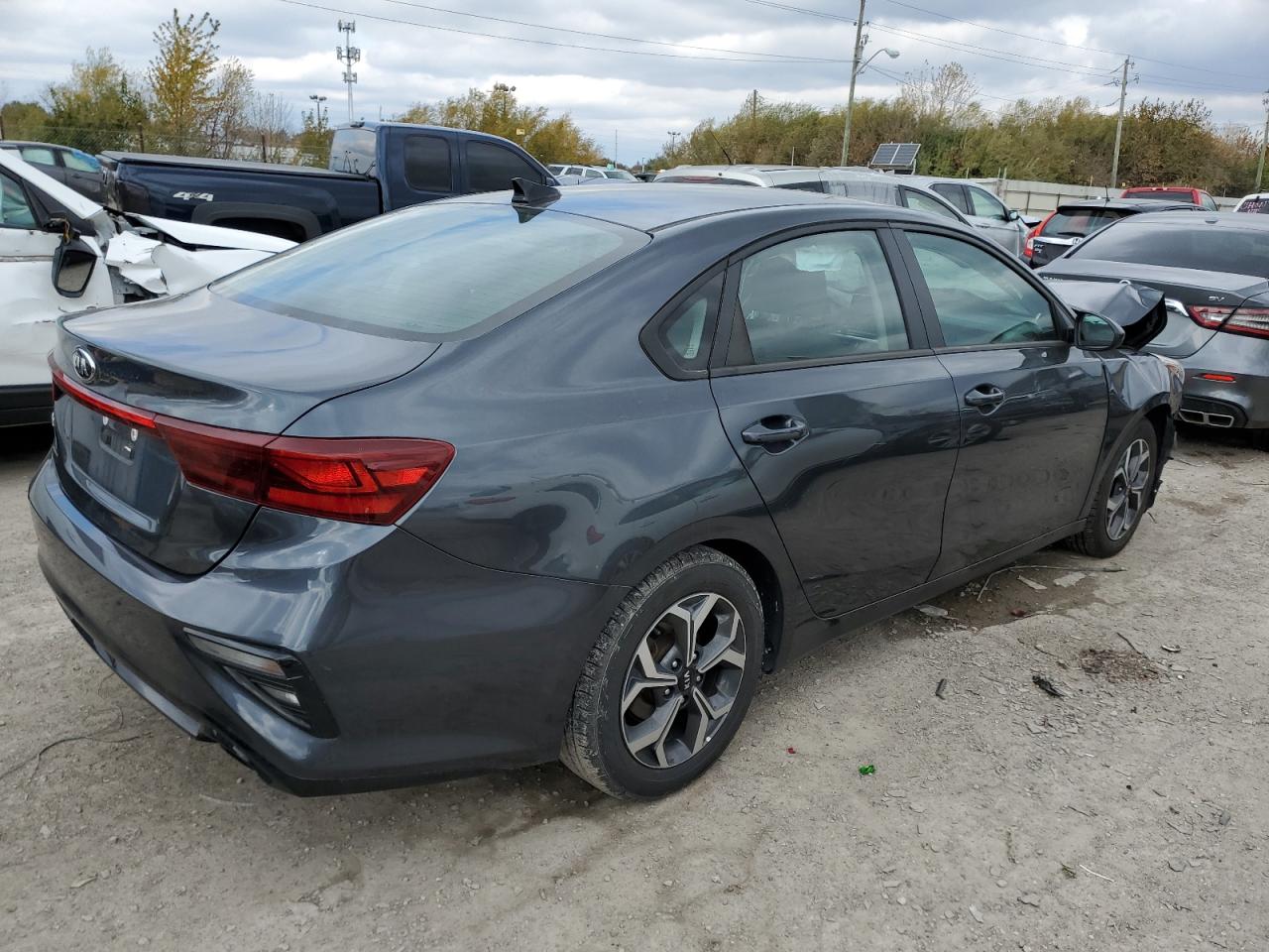 Image 3 of 2020 KIA FORTE FE 2020 with VIN 3KPF24AD9LE158975