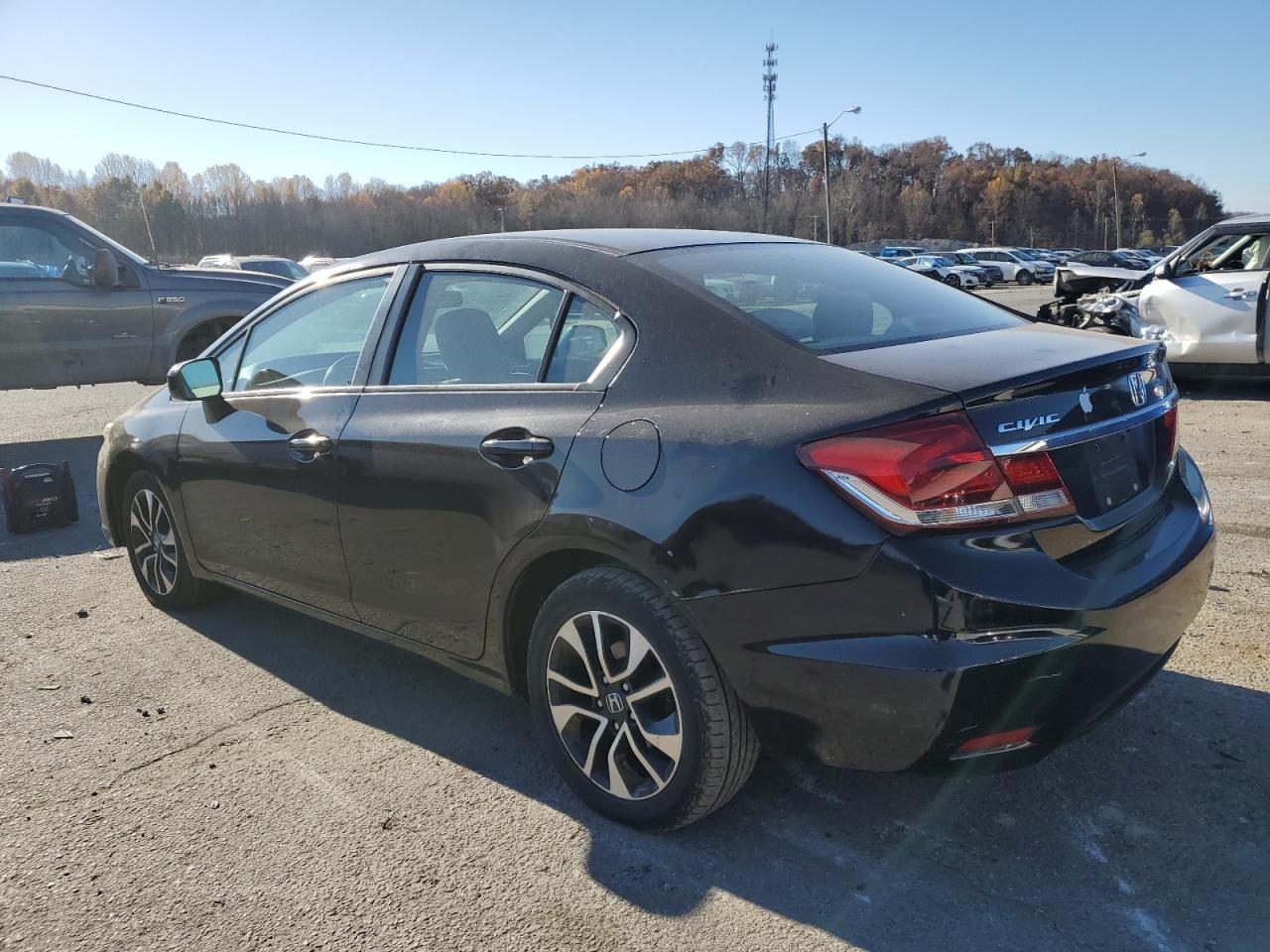 Image 2 of 2013 HONDA CIVIC EX 2013 with VIN 19XFB2F81DE081388