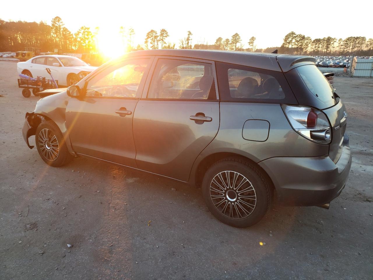 Изображение 2 2005 TOYOTA COROLLA MATRIX XR 2005 с VIN 2T1KR32E15C487179