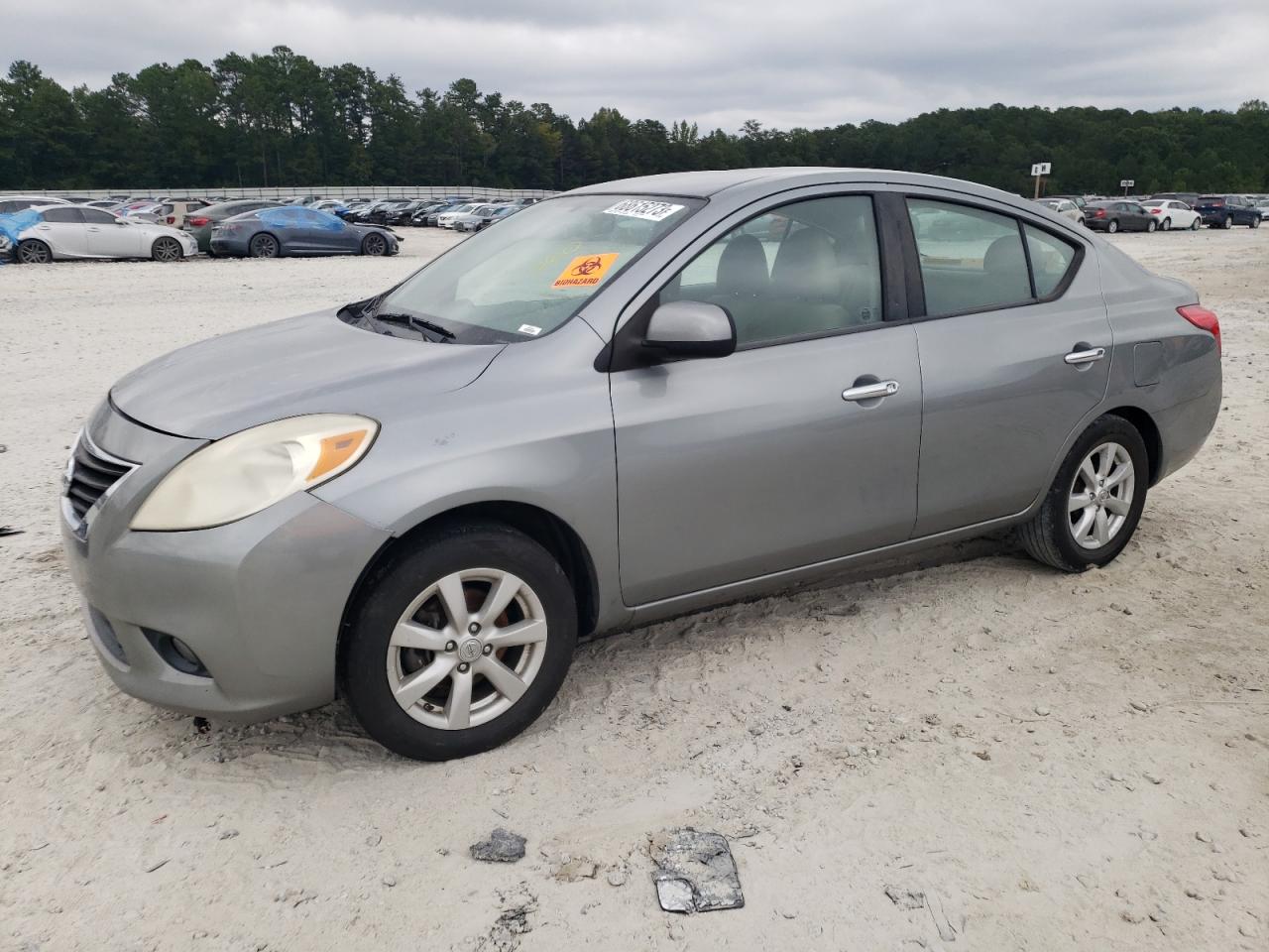 Obraz 1 z 2012 NISSAN VERSA S 2012 z VIN 3N1CN7AP1CL812081