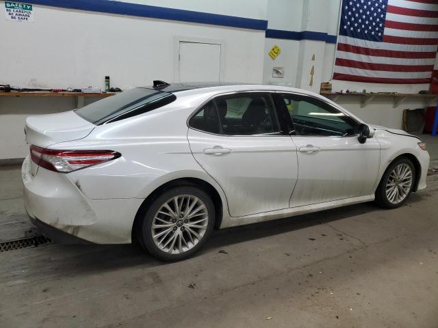 Obraz 3 z 2018 TOYOTA CAMRY L 2018 z VIN 4T1B11HK9JU027527
