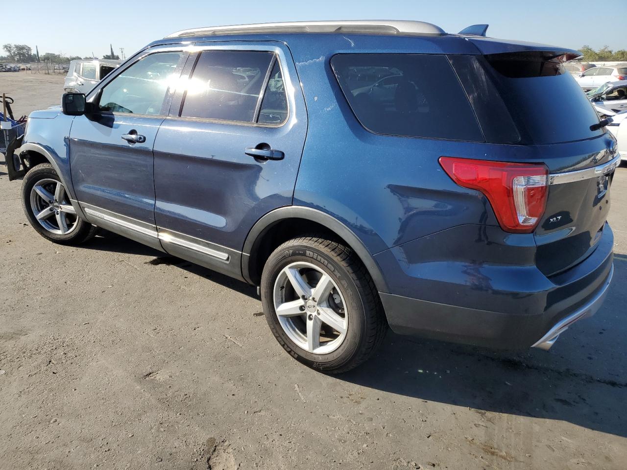 Obraz 2 z 2017 FORD EXPLORER XLT 2017 z VIN 1FM5K8D8XHGD57165