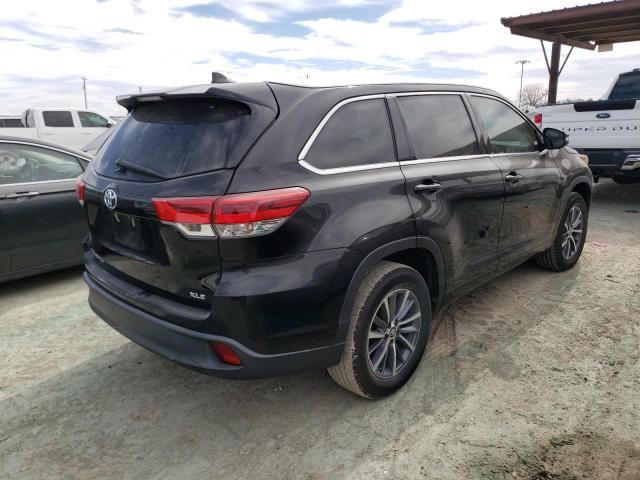 Image 3 of 2018 TOYOTA HIGHLANDER SE 2018 with VIN 5TDKZRFH8JS265005